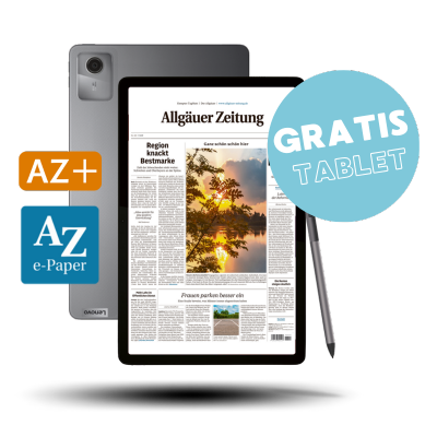 Ein Lenovo Tab Idea Tab zeigt die 'Allgäuer Zeitung' auf dem Bildschirm. Rechts lehnt ein Digital Pen am Tablet und links sind die Logos 'AZ+' und 'AZ e-Paper' sichtbar.